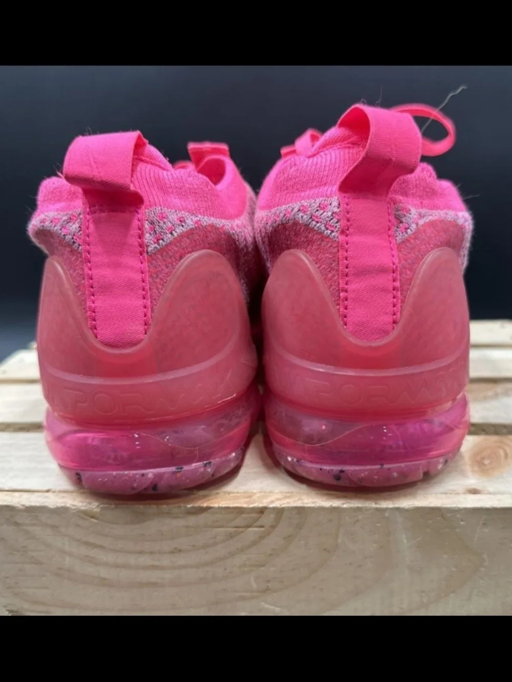 Nike Wmns Air VaporMax 2021 Flyknit 'Hyper Pink' Sneakers Size 8 Used Like New